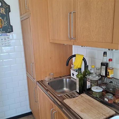 Cozy One-bedroom With Extra Sofa Bed In The Center Of T128 Ostende